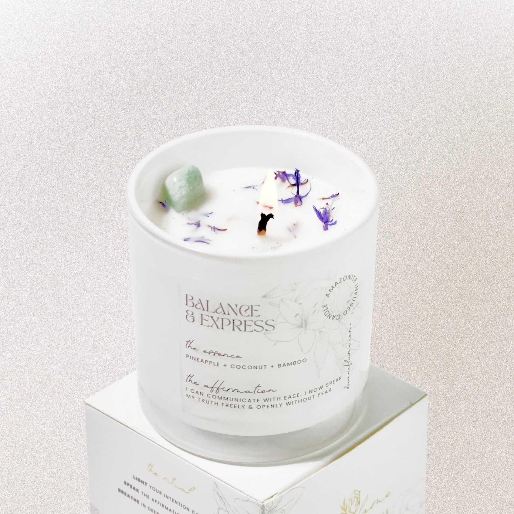 BALANCE & EXPRESS - pineapple • bamboo • coconut milk - Devine FlameBE8