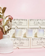 Cargar imagen en el visor de la galería, Goddess Collection Mini Candle Set - Devine Flame
